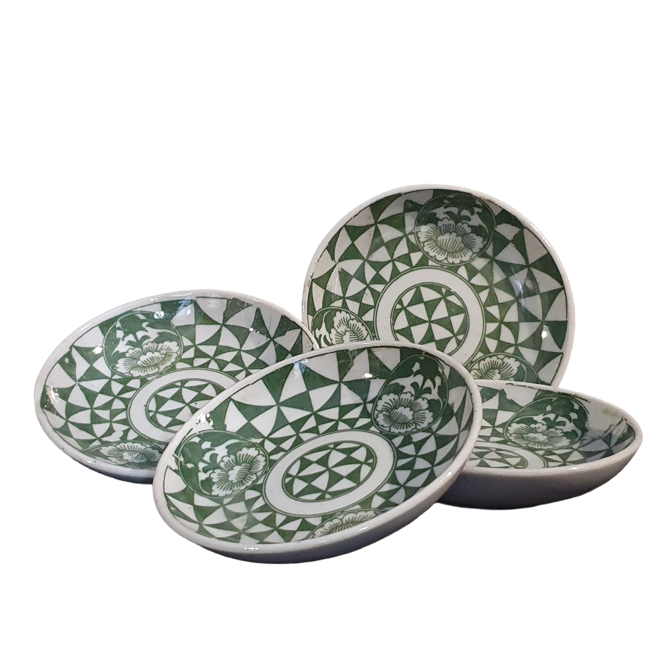 Imari Plate (Condiment Dish) - 'Lotus Flower'